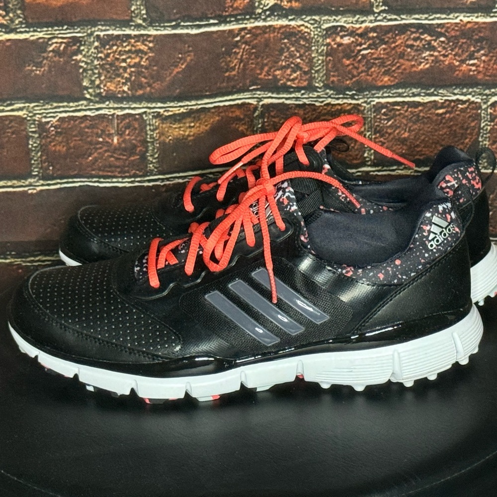 Adidas Golf Shoes NWOT Sz 8 Black & Hot Pink